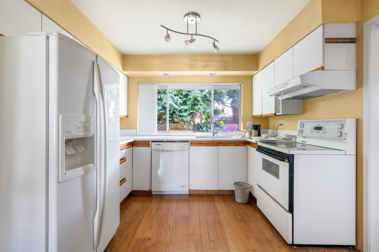 Cozy Retreat On Sandpiper Court - Room A Richmond Esterno foto